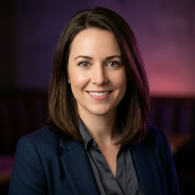 Sarah Connell — Senior Casino Analyst